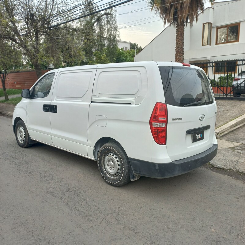 Hyundai H1 — foto 4 de 14