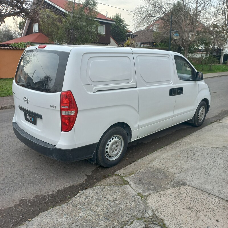 Hyundai H1 — foto 6 de 14