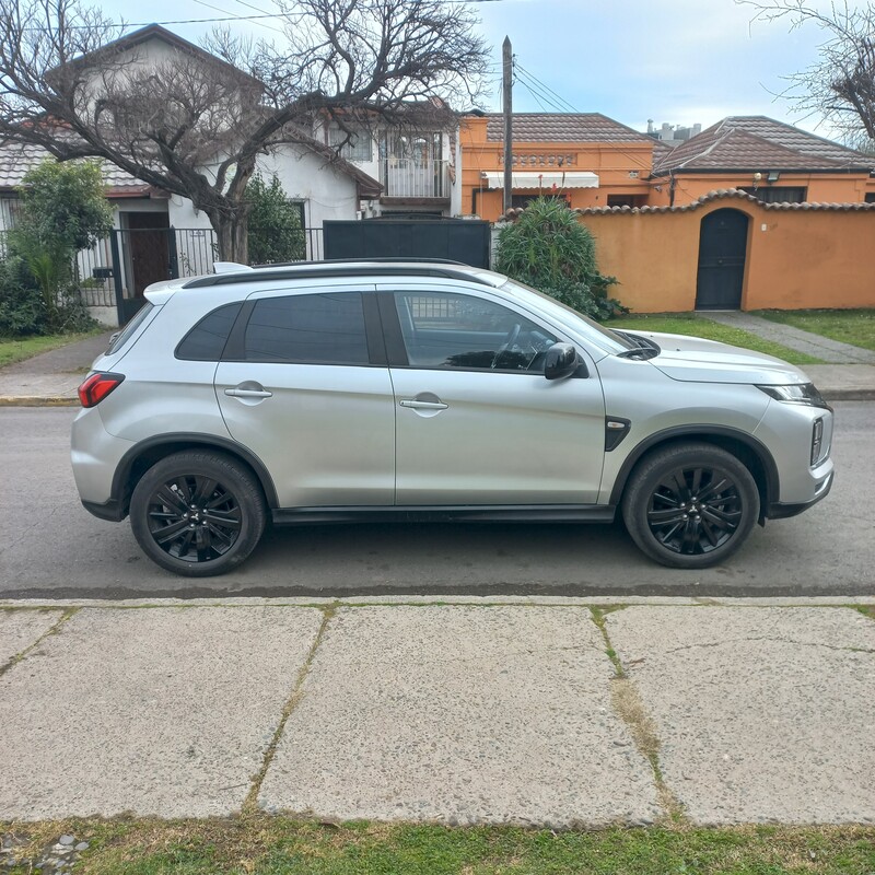 Mitsubishi Asx — foto 7 de 20