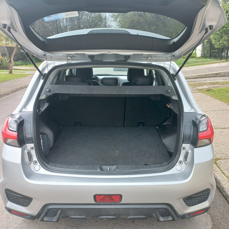 Mitsubishi Asx — foto 12 de 20