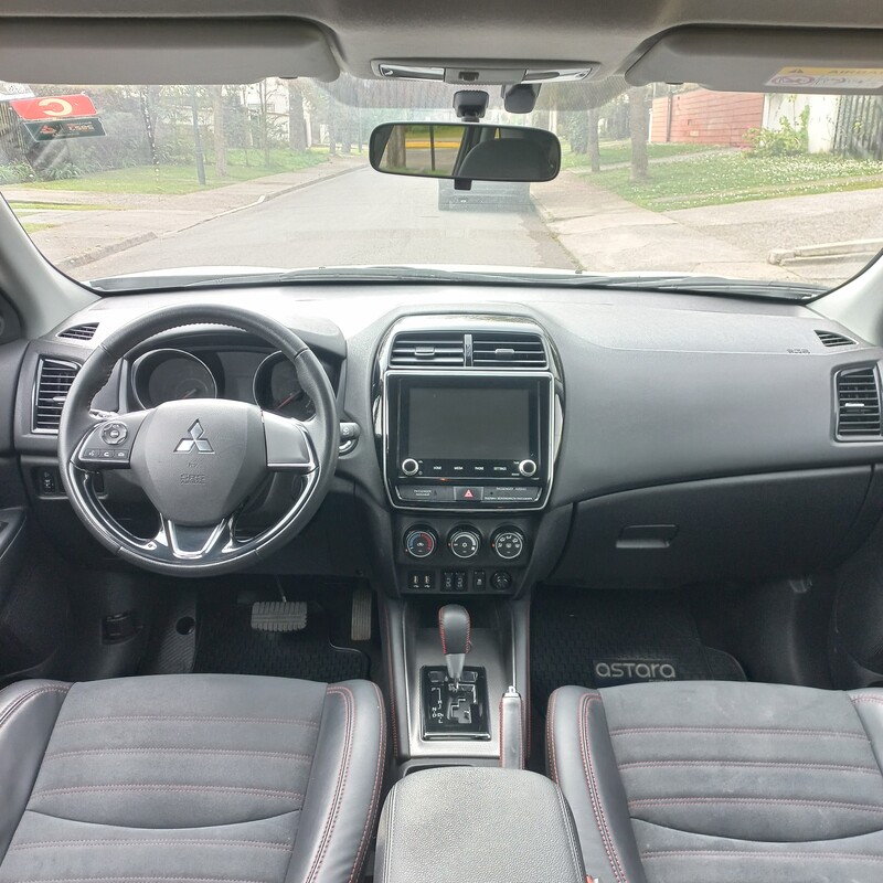 Mitsubishi Asx — foto 14 de 20