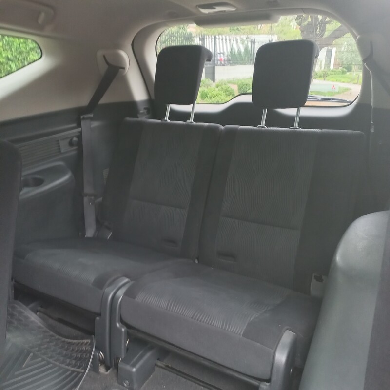 Mitsubishi Montero Sport — foto 12 de 18